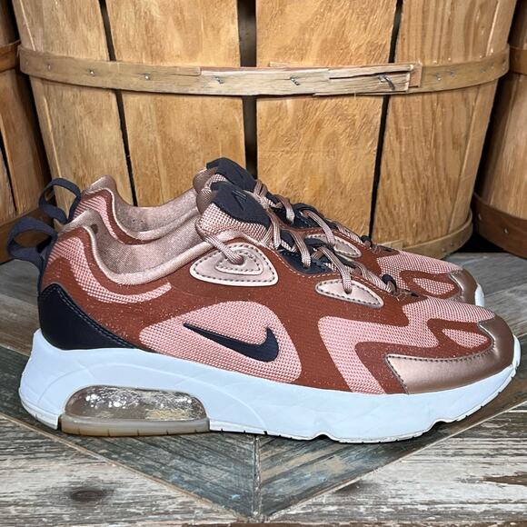 Nike Air Max 200 Holiday Sparkle Metallic Red Bronze Sneakers Womens Size 7 - Picture 1 of 11